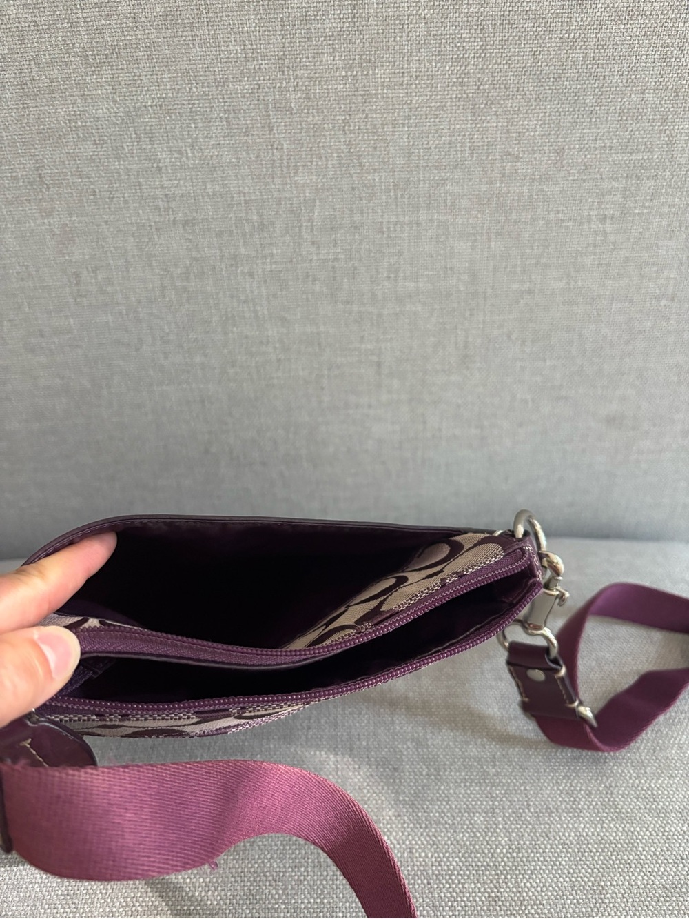 Coach Plum Signature Crossbody Bag - Picture 6 of 6